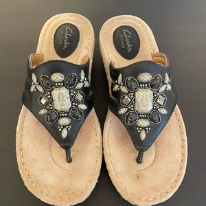 Clarks Artisan Flip Flops 8M